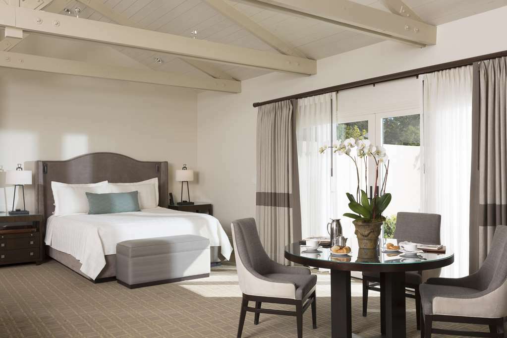 Lodge At Pebble Beach Удобства фото